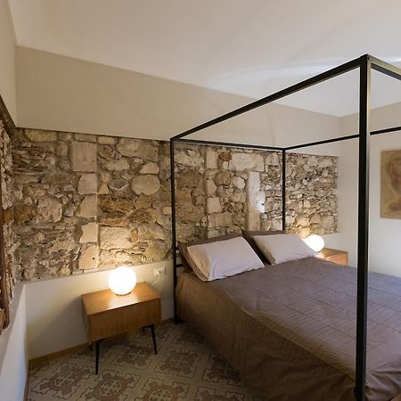 Il Fuoco Di Archimede - Ortigia Apartman Szirakúza Kültér fotó