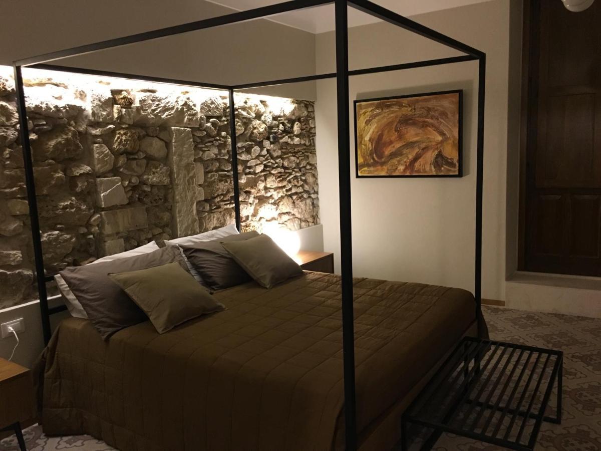 Il Fuoco Di Archimede - Ortigia Apartman Szirakúza Kültér fotó