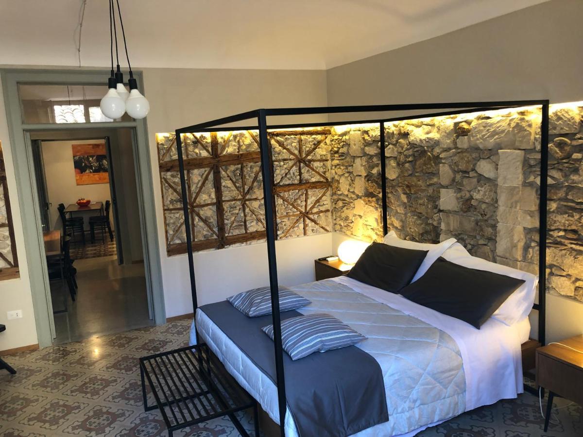 Il Fuoco Di Archimede - Ortigia Apartman Szirakúza Kültér fotó