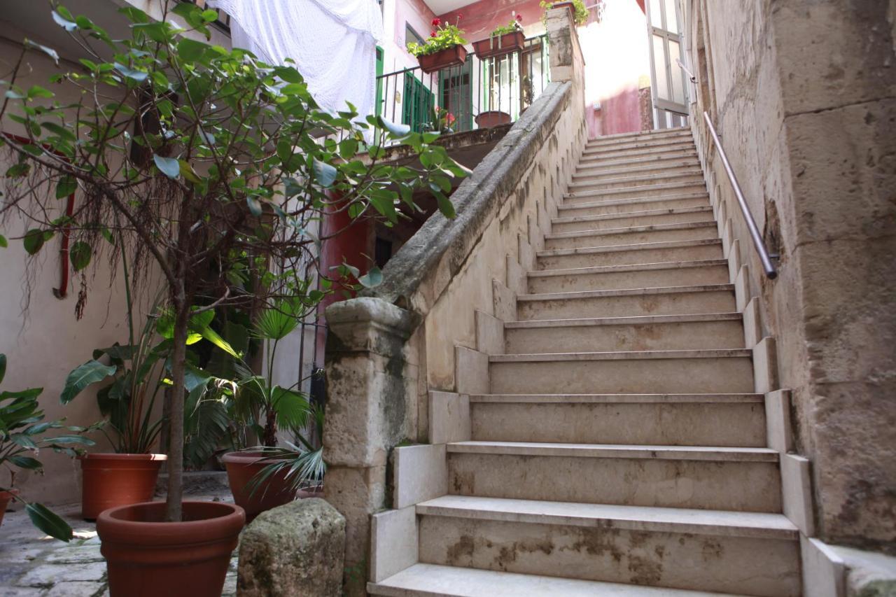 Il Fuoco Di Archimede - Ortigia Apartman Szirakúza Kültér fotó