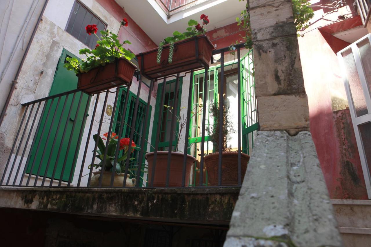 Il Fuoco Di Archimede - Ortigia Apartman Szirakúza Kültér fotó